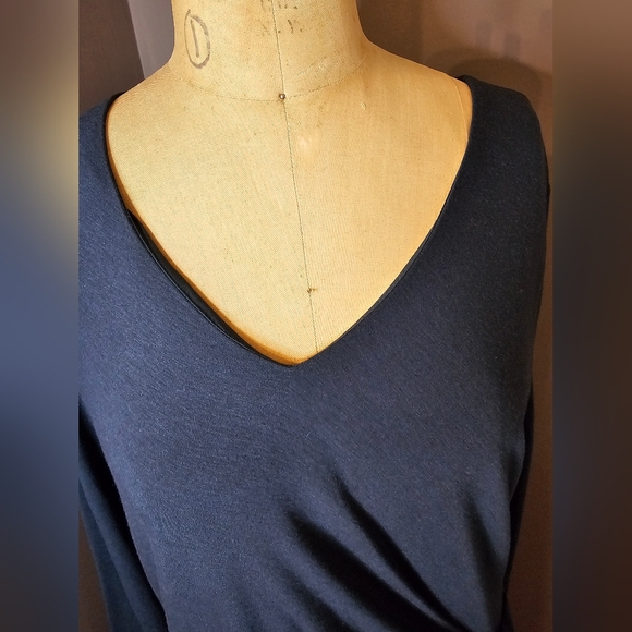 AnnTaylor Dress size 16. - Picture 3 of 5